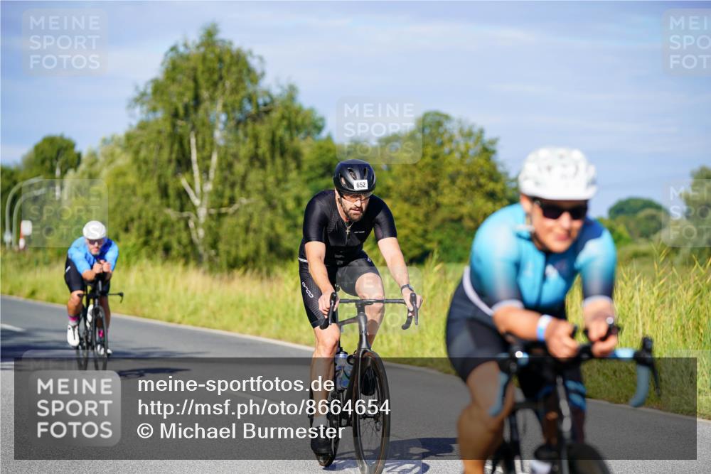 31.08.2025 - Elbe Triathlon Hamburg Michael Burmester http://msf.ph/oto/8664654 31.08.2025 09:25:34 Radfahren 174, 179, 302, 308, 345, 346, 347, 642, 652 meine-sportfotos.de