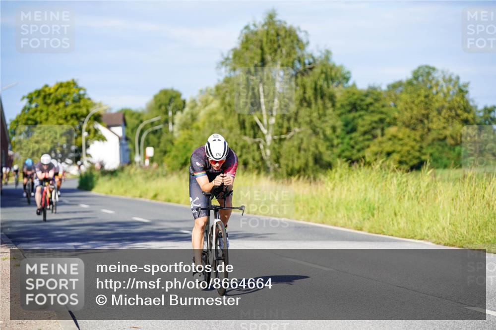 31.08.2025 - Elbe Triathlon Hamburg Michael Burmester http://msf.ph/oto/8664664 31.08.2025 09:25:37 Radfahren 174, 179, 279, 302, 347, 642, 652, 724 meine-sportfotos.de