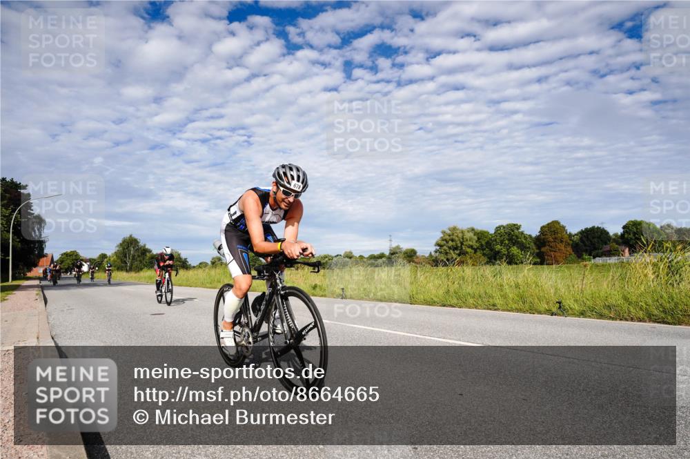 31.08.2025 - Elbe Triathlon Hamburg Michael Burmester http://msf.ph/oto/8664665 31.08.2025 09:56:02 Radfahren 255, 445, 499, 523, 536, 601, 678, 692, 829, 853 meine-sportfotos.de