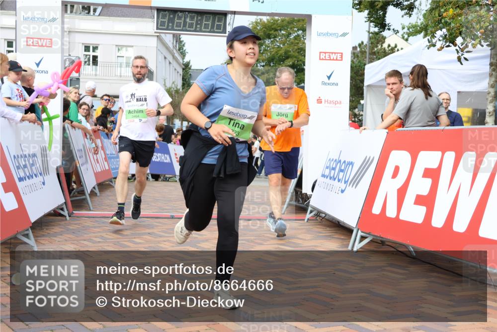 31.08.2025 - 21. Blankeneser Heldenlauf Strokosch-Dieckow http://msf.ph/oto/8664666 31.08.2025 11:19:19 Ziel 3464, 3341, 3475, 3347, 3223 meine-sportfotos.de