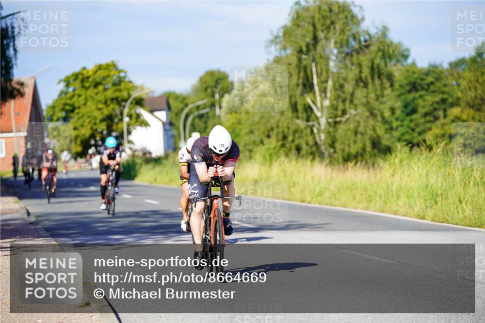31.08.2025 - Elbe Triathlon Hamburg Michael Burmester http://msf.ph/oto/8664669 31.08.2025 09:25:39 Radfahren 174, 179, 279, 347, 453, 724 meine-sportfotos.de