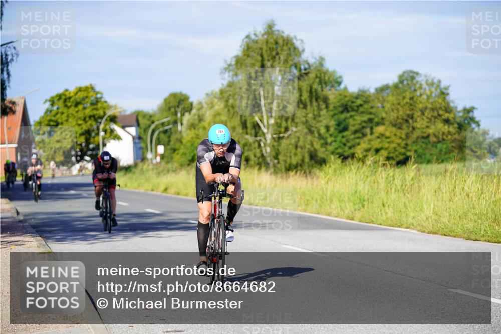 31.08.2025 - Elbe Triathlon Hamburg Michael Burmester http://msf.ph/oto/8664682 31.08.2025 09:25:41 Radfahren 179, 279, 347, 366, 453, 724 meine-sportfotos.de