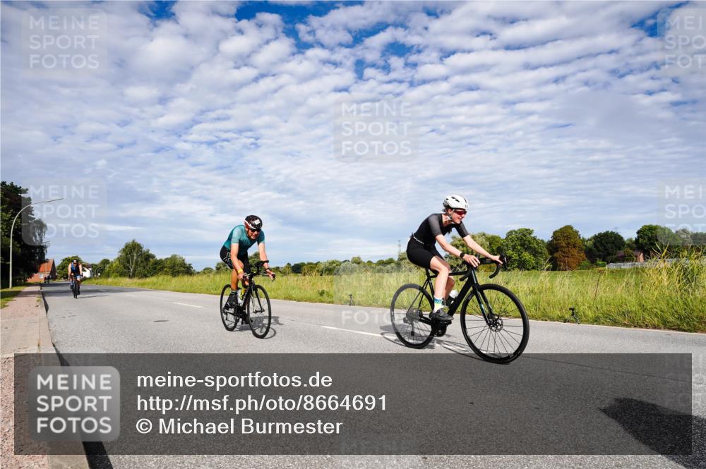 31.08.2025 - Elbe Triathlon Hamburg Michael Burmester http://msf.ph/oto/8664691 31.08.2025 09:56:14 Radfahren 500, 522, 590, 650, 775, 830, 840 meine-sportfotos.de