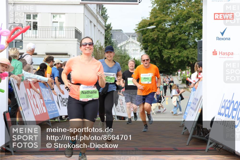 31.08.2025 - 21. Blankeneser Heldenlauf Strokosch-Dieckow http://msf.ph/oto/8664701 31.08.2025 11:19:16 Ziel 3464, 3341, 3475, 3347, 3223 meine-sportfotos.de