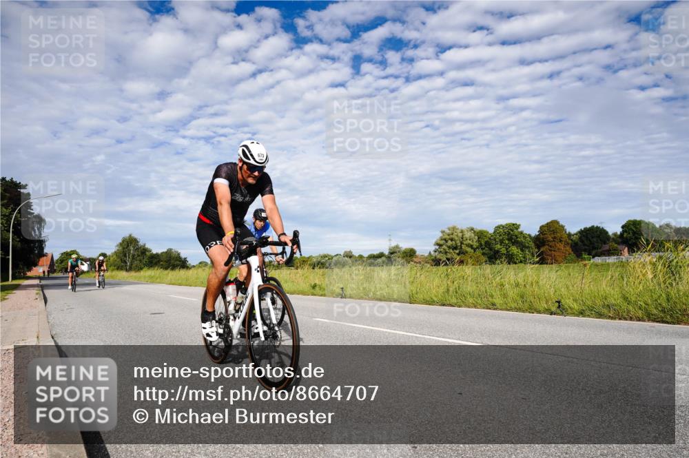 31.08.2025 - Elbe Triathlon Hamburg Michael Burmester http://msf.ph/oto/8664707 31.08.2025 09:56:34 Radfahren 395, 673, 748, 848, 886, 929 meine-sportfotos.de