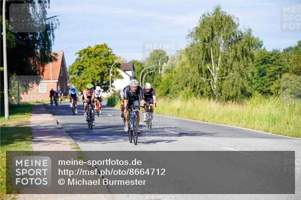 31.08.2025 - Elbe Triathlon Hamburg Michael Burmester http://msf.ph/oto/8664712 31.08.2025 09:25:47 Radfahren 348, 366, 424, 453, 507, 550, 625 meine-sportfotos.de