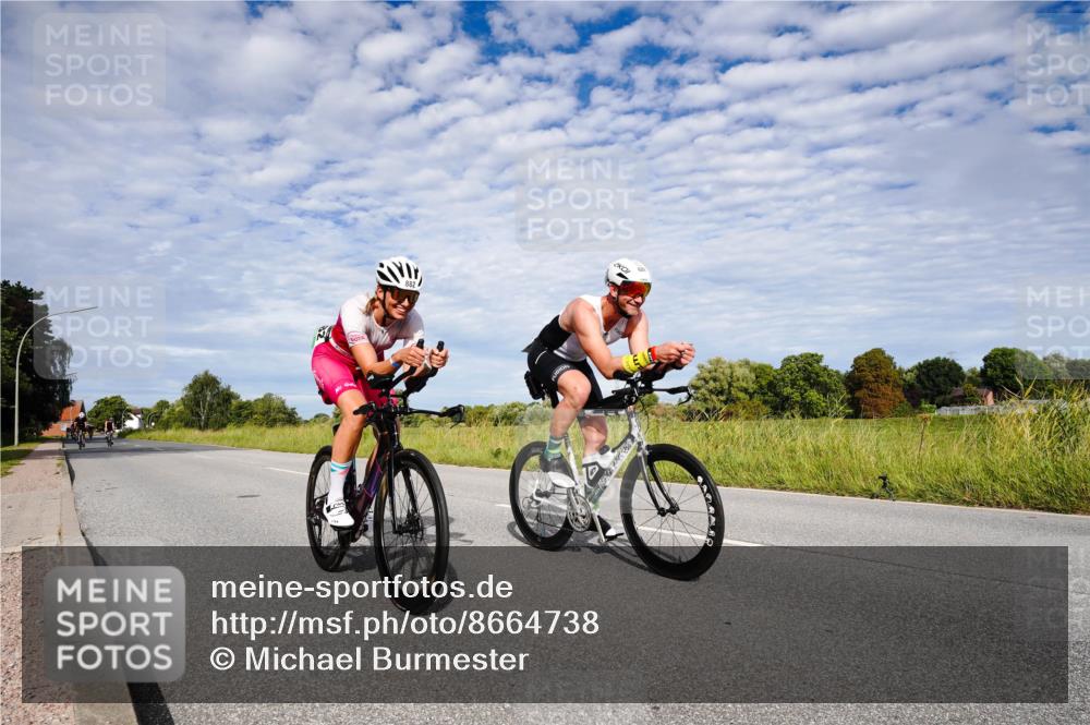 31.08.2025 - Elbe Triathlon Hamburg Michael Burmester http://msf.ph/oto/8664738 31.08.2025 09:57:17 Radfahren 490, 629, 851, 882, 887 meine-sportfotos.de