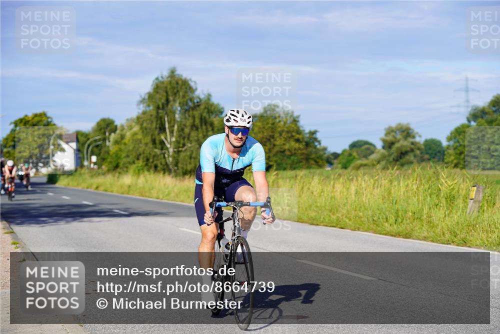 31.08.2025 - Elbe Triathlon Hamburg Michael Burmester http://msf.ph/oto/8664739 31.08.2025 09:25:52 Radfahren 334, 348, 424, 507, 525, 550, 554, 579, 625 meine-sportfotos.de