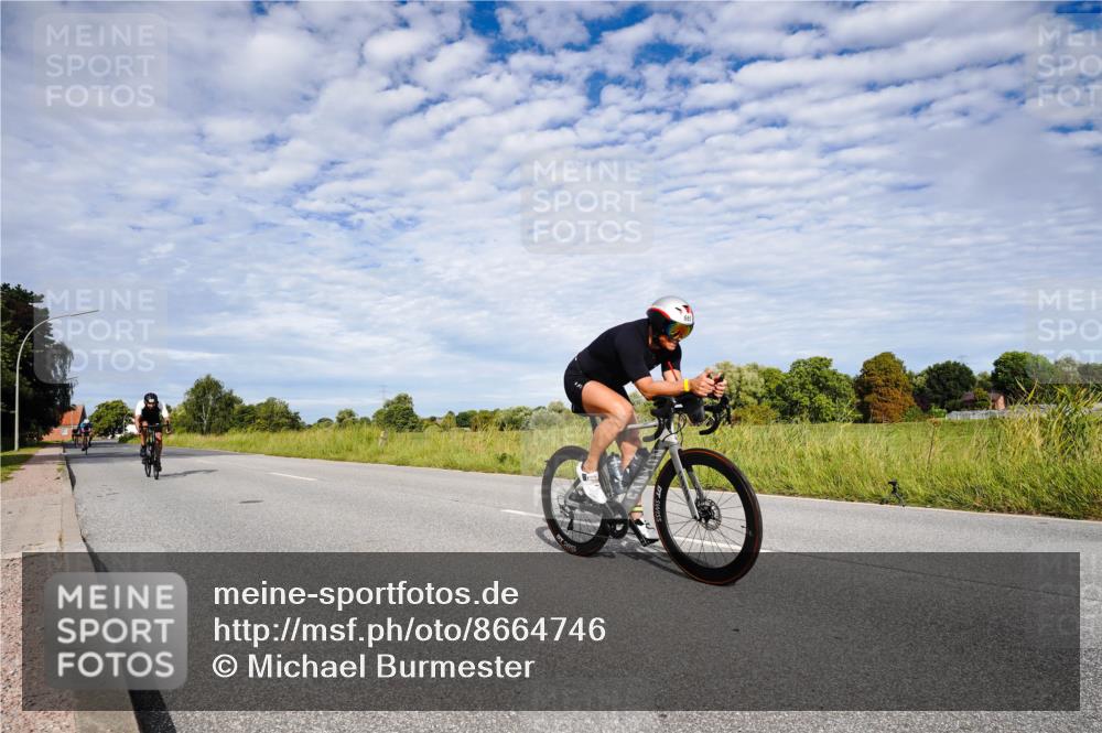 31.08.2025 - Elbe Triathlon Hamburg Michael Burmester http://msf.ph/oto/8664746 31.08.2025 09:57:25 Radfahren 490, 648, 665, 722, 813 meine-sportfotos.de