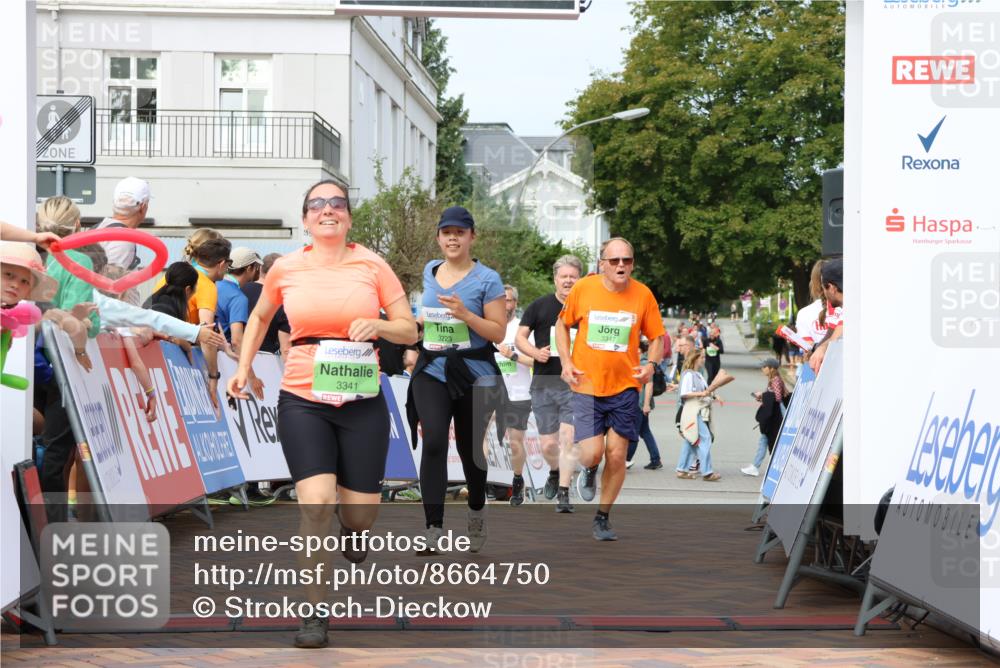 31.08.2025 - 21. Blankeneser Heldenlauf Strokosch-Dieckow http://msf.ph/oto/8664750 31.08.2025 11:19:16 Ziel 3464, 3341, 3475, 3347, 3223 meine-sportfotos.de