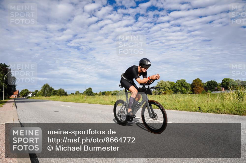 31.08.2025 - Elbe Triathlon Hamburg Michael Burmester http://msf.ph/oto/8664772 31.08.2025 09:58:01 Radfahren 486, 646, 916 meine-sportfotos.de