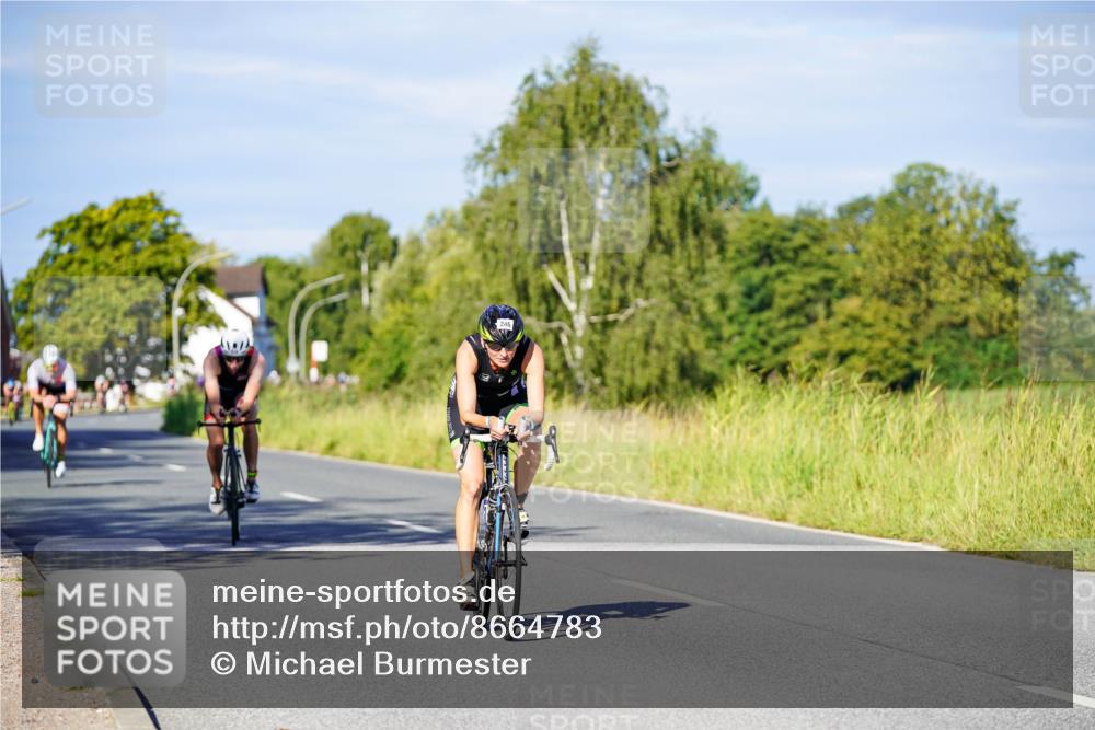 31.08.2025 - Elbe Triathlon Hamburg Michael Burmester http://msf.ph/oto/8664783 31.08.2025 09:26:15 Radfahren 246, 376, 451, 514 meine-sportfotos.de