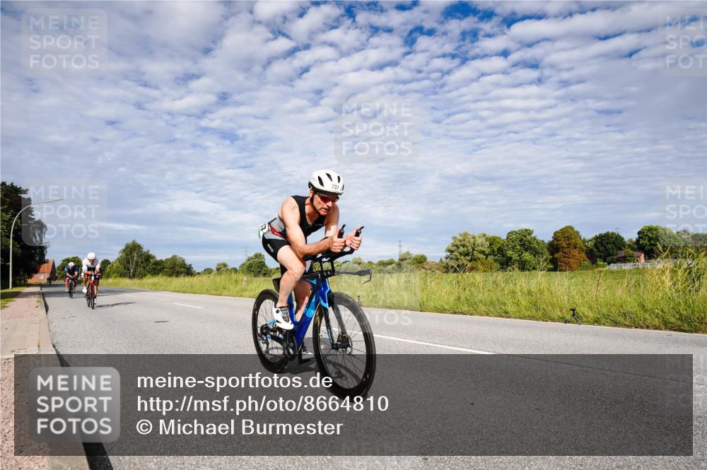 31.08.2025 - Elbe Triathlon Hamburg Michael Burmester http://msf.ph/oto/8664810 31.08.2025 09:58:55 Radfahren 669, 708, 719, 737, 811 meine-sportfotos.de