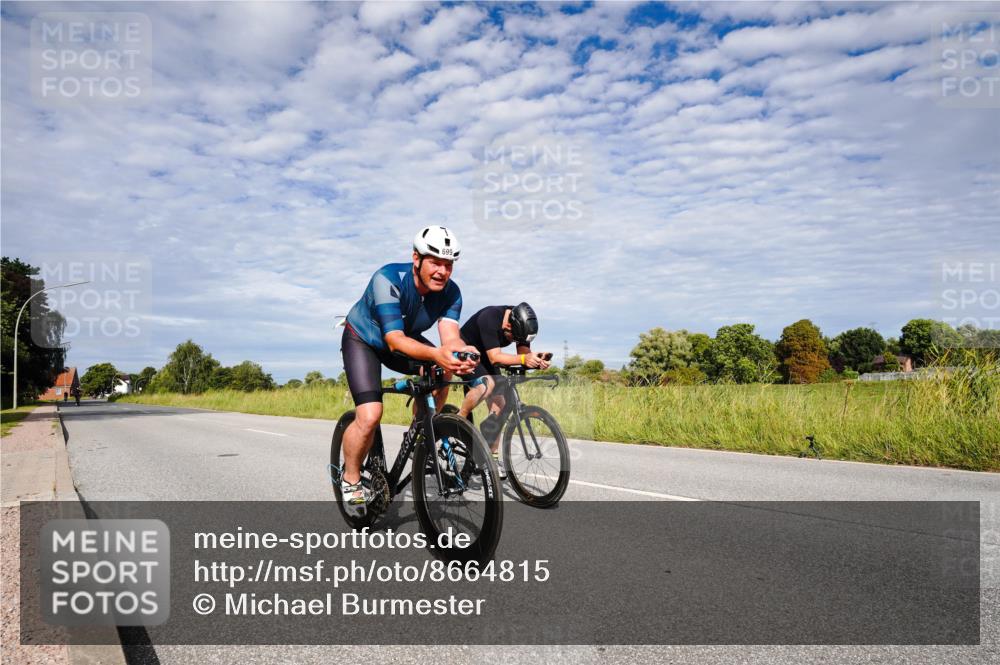 31.08.2025 - Elbe Triathlon Hamburg Michael Burmester http://msf.ph/oto/8664815 31.08.2025 09:58:56 Radfahren 669, 708, 719, 737, 811 meine-sportfotos.de