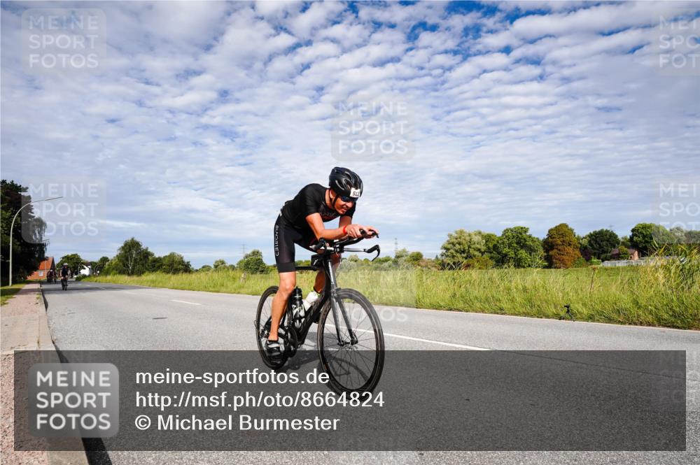 31.08.2025 - Elbe Triathlon Hamburg Michael Burmester http://msf.ph/oto/8664824 31.08.2025 09:59:12 Radfahren 387, 633, 700, 732, 800, 835, 845 meine-sportfotos.de