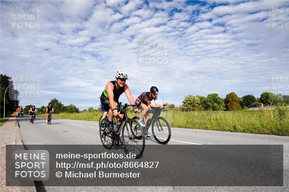 31.08.2025 - Elbe Triathlon Hamburg Michael Burmester http://msf.ph/oto/8664827 31.08.2025 09:59:19 Radfahren 387, 605, 624, 712, 732, 835, 845 meine-sportfotos.de