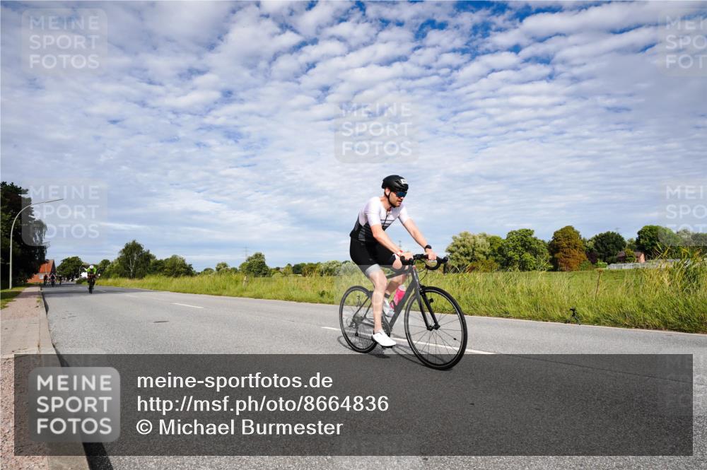 31.08.2025 - Elbe Triathlon Hamburg Michael Burmester http://msf.ph/oto/8664836 31.08.2025 09:59:22 Radfahren 387, 605, 624, 712, 835, 928 meine-sportfotos.de