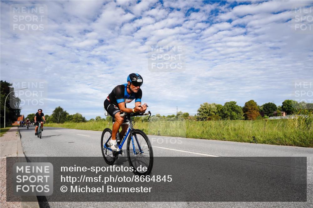 31.08.2025 - Elbe Triathlon Hamburg Michael Burmester http://msf.ph/oto/8664845 31.08.2025 09:59:31 Radfahren 438, 610, 694, 773, 864, 881, 923, 928 meine-sportfotos.de