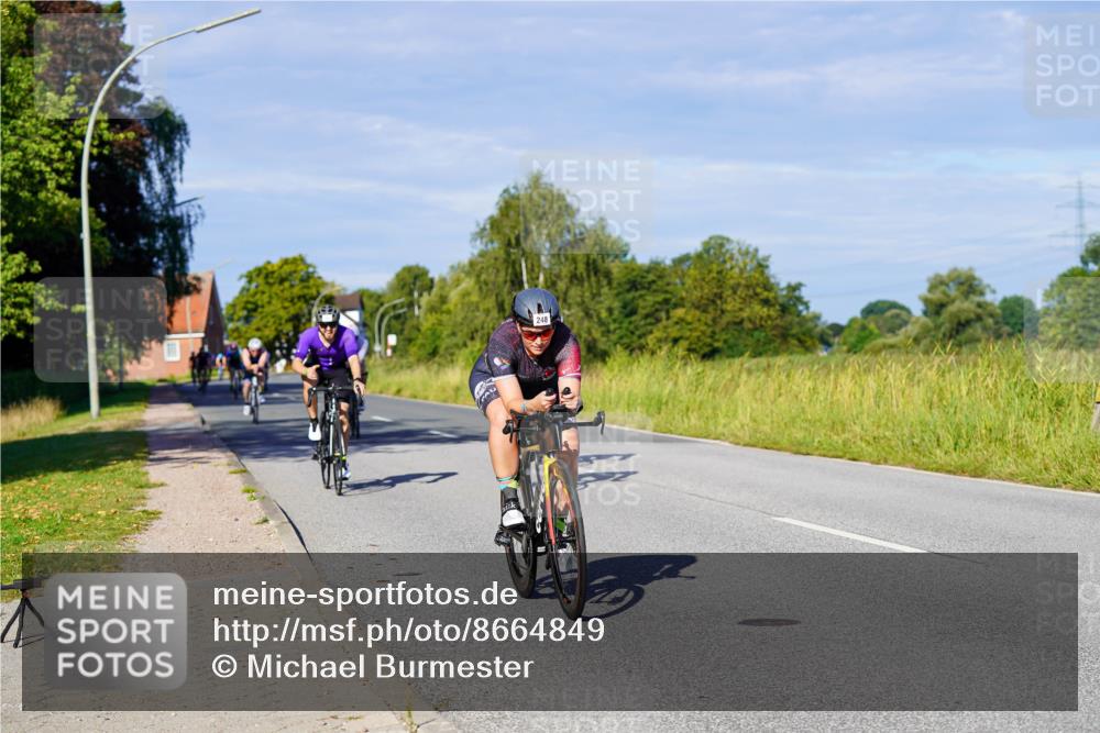 31.08.2025 - Elbe Triathlon Hamburg Michael Burmester http://msf.ph/oto/8664849 31.08.2025 09:26:36 Radfahren 248, 312, 318, 341, 444, 445, 461, 558, 596, 622, 650, 716, 725 meine-sportfotos.de
