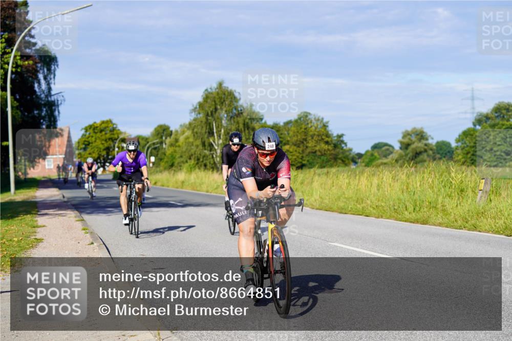 31.08.2025 - Elbe Triathlon Hamburg Michael Burmester http://msf.ph/oto/8664851 31.08.2025 09:26:36 Radfahren 248, 312, 318, 341, 444, 445, 461, 558, 596, 622, 650, 716, 725 meine-sportfotos.de