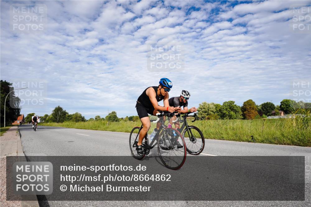 31.08.2025 - Elbe Triathlon Hamburg Michael Burmester http://msf.ph/oto/8664862 31.08.2025 09:59:42 Radfahren 489, 607, 617, 622, 681 meine-sportfotos.de