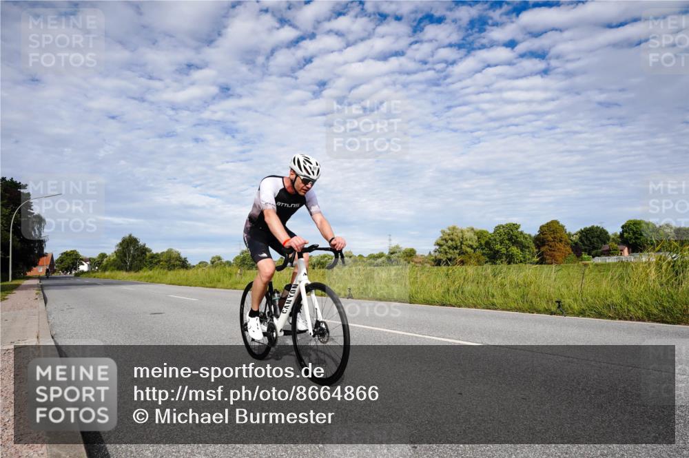 31.08.2025 - Elbe Triathlon Hamburg Michael Burmester http://msf.ph/oto/8664866 31.08.2025 09:59:44 Radfahren 469, 489, 607, 617, 667 meine-sportfotos.de