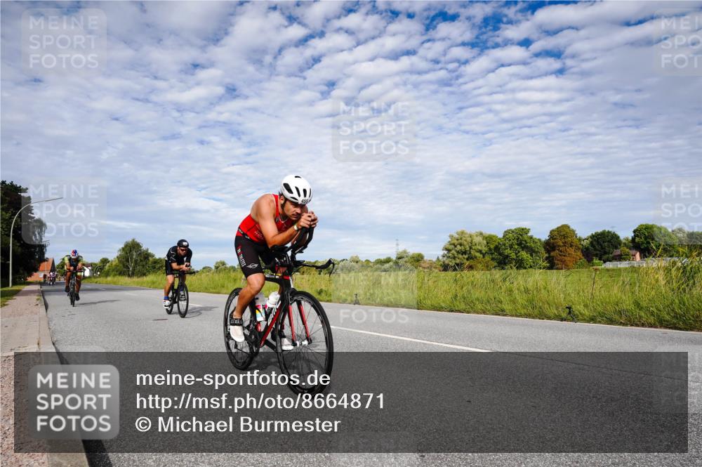 31.08.2025 - Elbe Triathlon Hamburg Michael Burmester http://msf.ph/oto/8664871 31.08.2025 09:59:55 Radfahren 455, 494, 527, 756, 787 meine-sportfotos.de