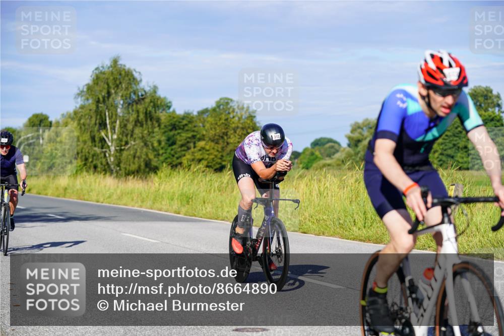31.08.2025 - Elbe Triathlon Hamburg Michael Burmester http://msf.ph/oto/8664890 31.08.2025 09:26:43 Radfahren 183, 221, 261, 312, 596, 601, 608, 615, 622, 631, 643 meine-sportfotos.de
