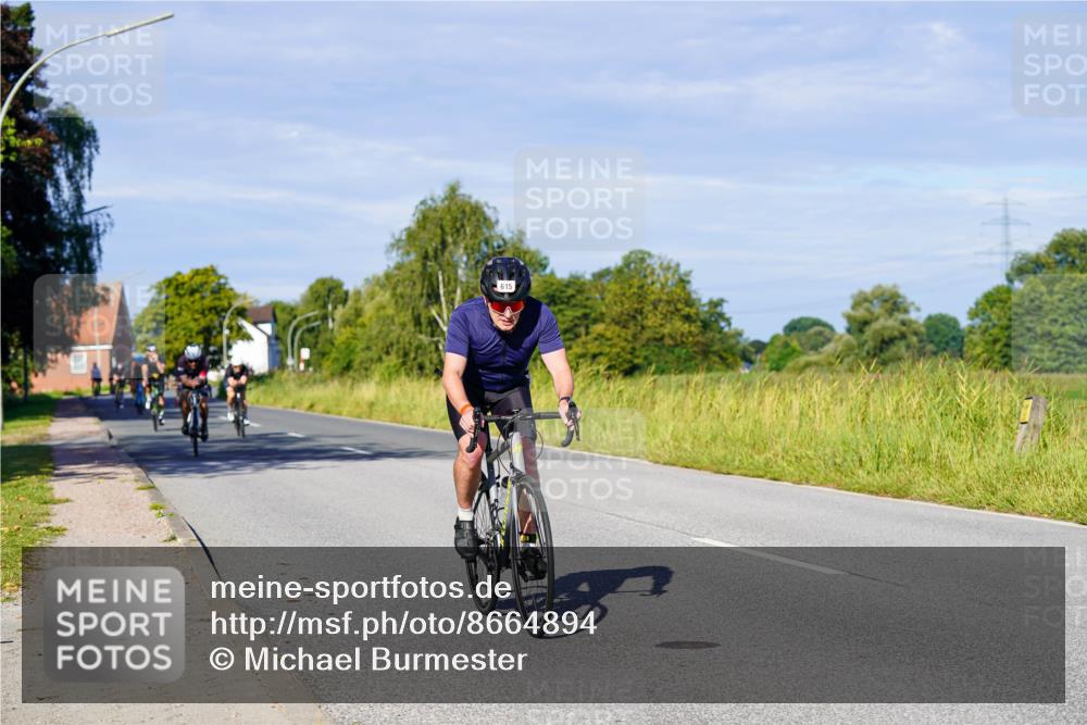 31.08.2025 - Elbe Triathlon Hamburg Michael Burmester http://msf.ph/oto/8664894 31.08.2025 09:26:44 Radfahren 183, 221, 261, 312, 506, 596, 601, 608, 615, 622, 631, 643 meine-sportfotos.de