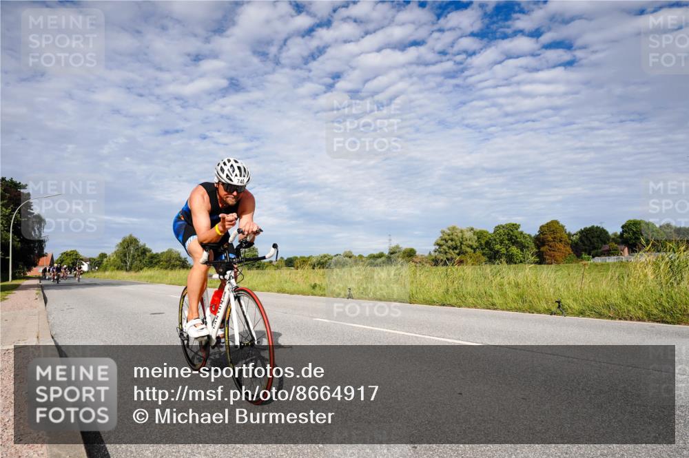 31.08.2025 - Elbe Triathlon Hamburg Michael Burmester http://msf.ph/oto/8664917 31.08.2025 10:00:40 Radfahren 420, 635, 707, 731, 740, 868, 869, 896 meine-sportfotos.de