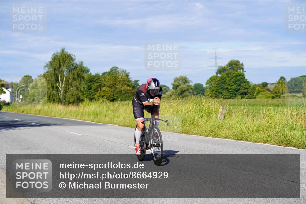 31.08.2025 - Elbe Triathlon Hamburg Michael Burmester http://msf.ph/oto/8664929 31.08.2025 09:26:51 Radfahren 266, 399, 506, 601, 608, 631, 643 meine-sportfotos.de