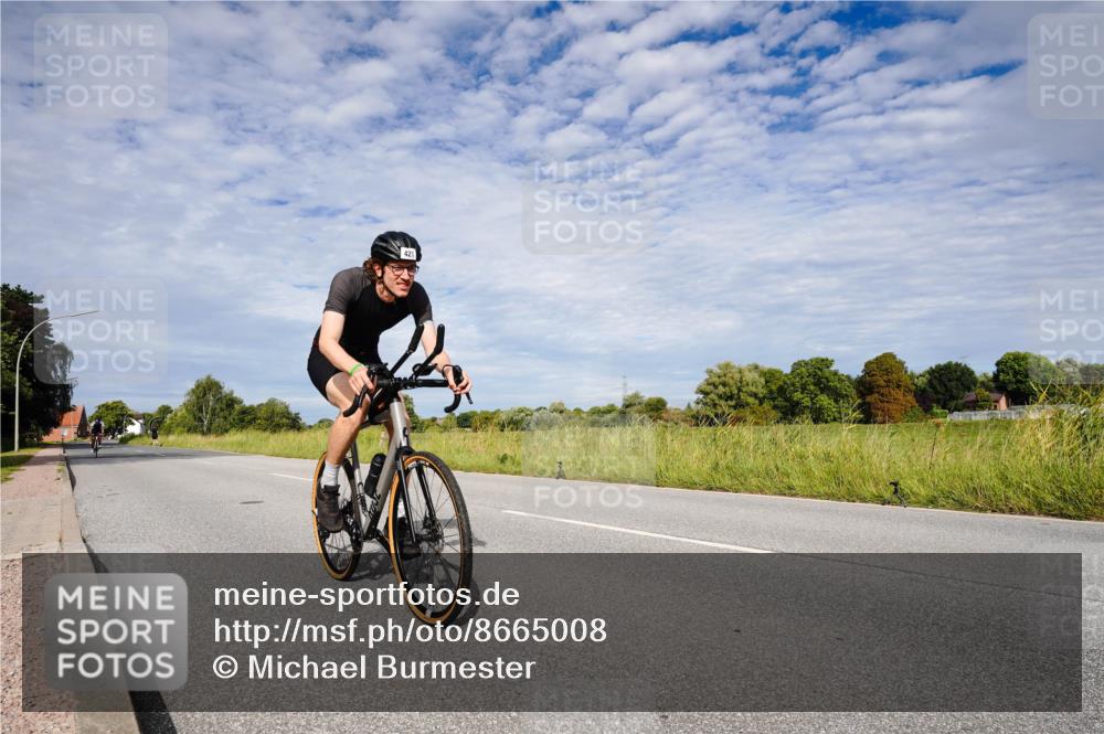 31.08.2025 - Elbe Triathlon Hamburg Michael Burmester http://msf.ph/oto/8665008 31.08.2025 10:02:31 Radfahren 421, 754, 930 meine-sportfotos.de