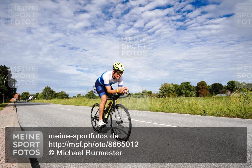 31.08.2025 - Elbe Triathlon Hamburg Michael Burmester http://msf.ph/oto/8665012 31.08.2025 10:02:36 Radfahren 754, 930 meine-sportfotos.de