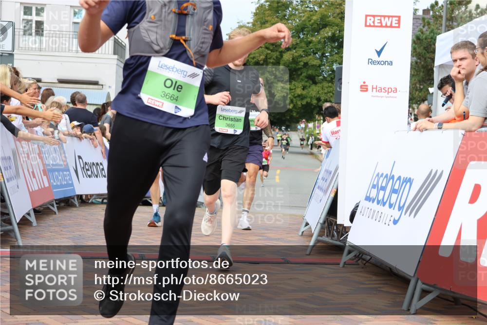 31.08.2025 - 21. Blankeneser Heldenlauf Strokosch-Dieckow http://msf.ph/oto/8665023 31.08.2025 11:00:10 Ziel 3162, 3247, 3691, 3660, 3655, 3664, 3431 meine-sportfotos.de