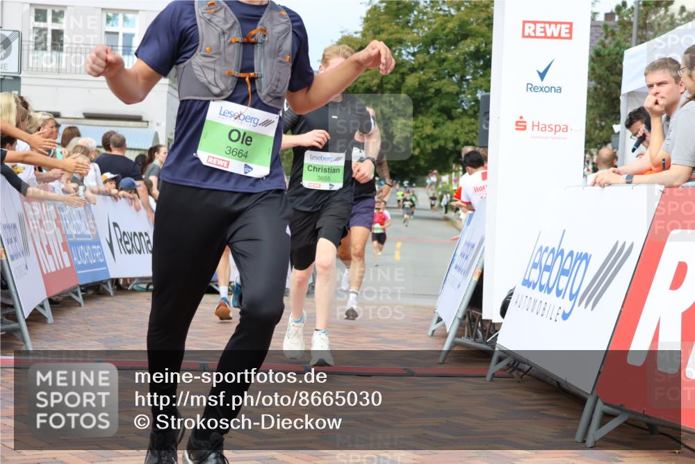 31.08.2025 - 21. Blankeneser Heldenlauf Strokosch-Dieckow http://msf.ph/oto/8665030 31.08.2025 11:00:10 Ziel 3162, 3247, 3691, 3660, 3655, 3664, 3431 meine-sportfotos.de