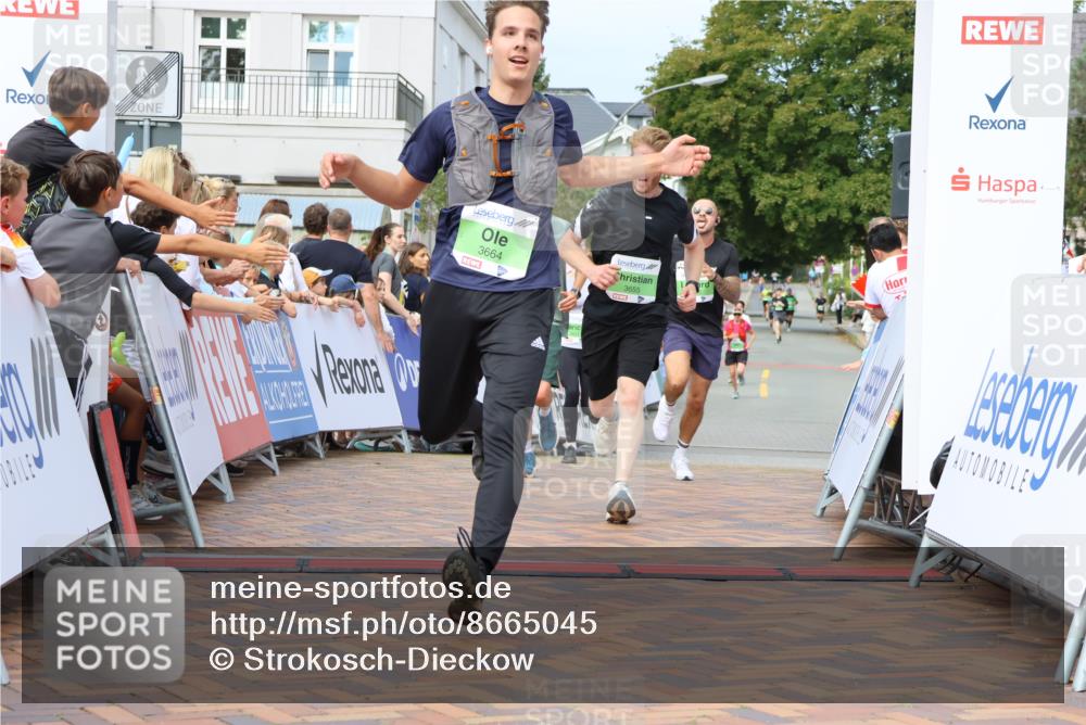 31.08.2025 - 21. Blankeneser Heldenlauf Strokosch-Dieckow http://msf.ph/oto/8665045 31.08.2025 11:00:10 Ziel 3162, 3247, 3691, 3660, 3655, 3664, 3431 meine-sportfotos.de