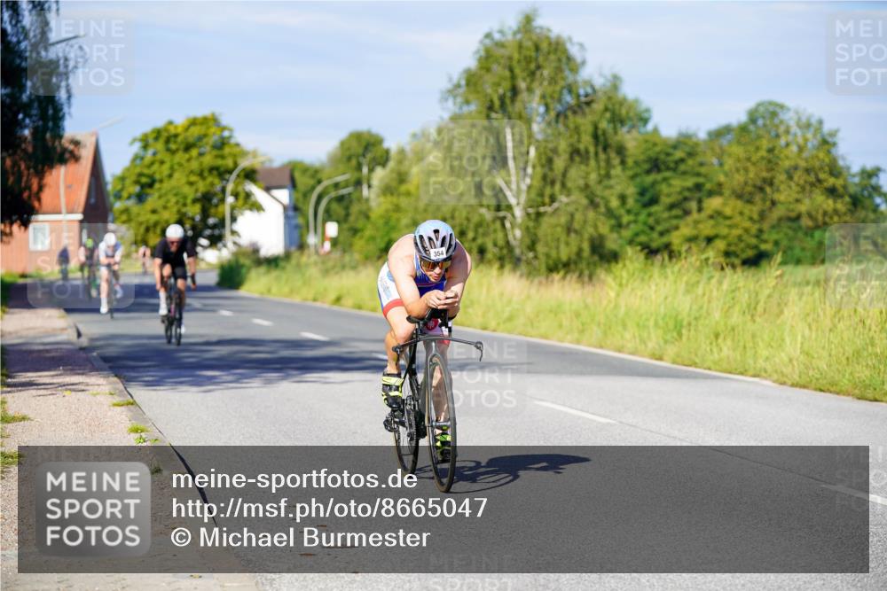 31.08.2025 - Elbe Triathlon Hamburg Michael Burmester http://msf.ph/oto/8665047 31.08.2025 09:27:38 Radfahren 269, 311, 321, 354, 496 meine-sportfotos.de