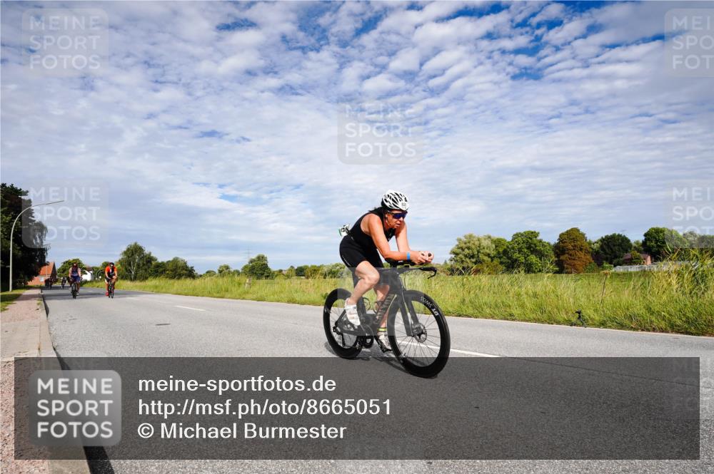 31.08.2025 - Elbe Triathlon Hamburg Michael Burmester http://msf.ph/oto/8665051 31.08.2025 10:03:12 Radfahren 515, 603, 674, 760, 777, 828, 901 meine-sportfotos.de