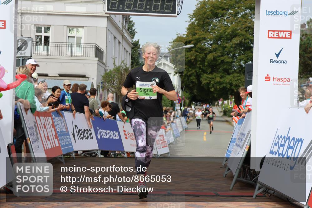 31.08.2025 - 21. Blankeneser Heldenlauf Strokosch-Dieckow http://msf.ph/oto/8665053 31.08.2025 11:18:44 Ziel 3204 meine-sportfotos.de