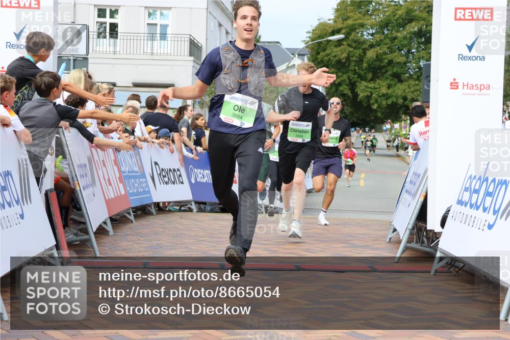 31.08.2025 - 21. Blankeneser Heldenlauf Strokosch-Dieckow http://msf.ph/oto/8665054 31.08.2025 11:00:09 Ziel 3162, 3247, 3691, 3660, 3655, 3664, 3431 meine-sportfotos.de