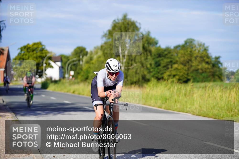 31.08.2025 - Elbe Triathlon Hamburg Michael Burmester http://msf.ph/oto/8665063 31.08.2025 09:27:42 Radfahren 268, 269, 311, 496 meine-sportfotos.de