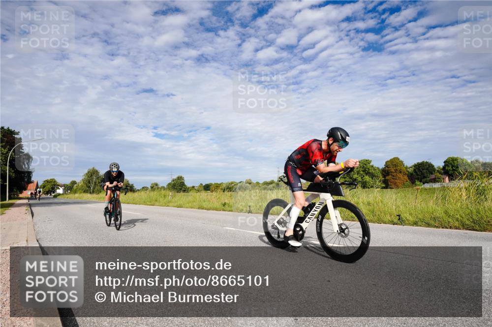 31.08.2025 - Elbe Triathlon Hamburg Michael Burmester http://msf.ph/oto/8665101 31.08.2025 10:03:49 Radfahren 533, 671, 695, 728, 778, 807 meine-sportfotos.de