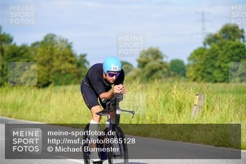 31.08.2025 - Elbe Triathlon Hamburg Michael Burmester http://msf.ph/oto/8665128 31.08.2025 09:28:17 Radfahren 535, 567, 590, 629, 645, 648 meine-sportfotos.de
