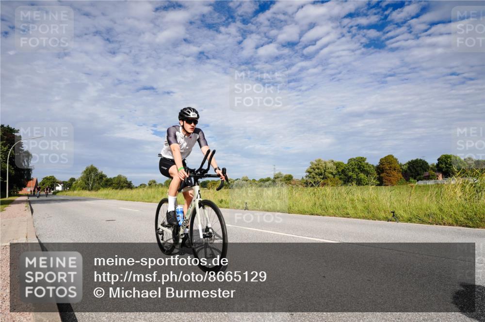 31.08.2025 - Elbe Triathlon Hamburg Michael Burmester http://msf.ph/oto/8665129 31.08.2025 10:04:13 Radfahren 407, 710, 742, 794, 903, 921 meine-sportfotos.de