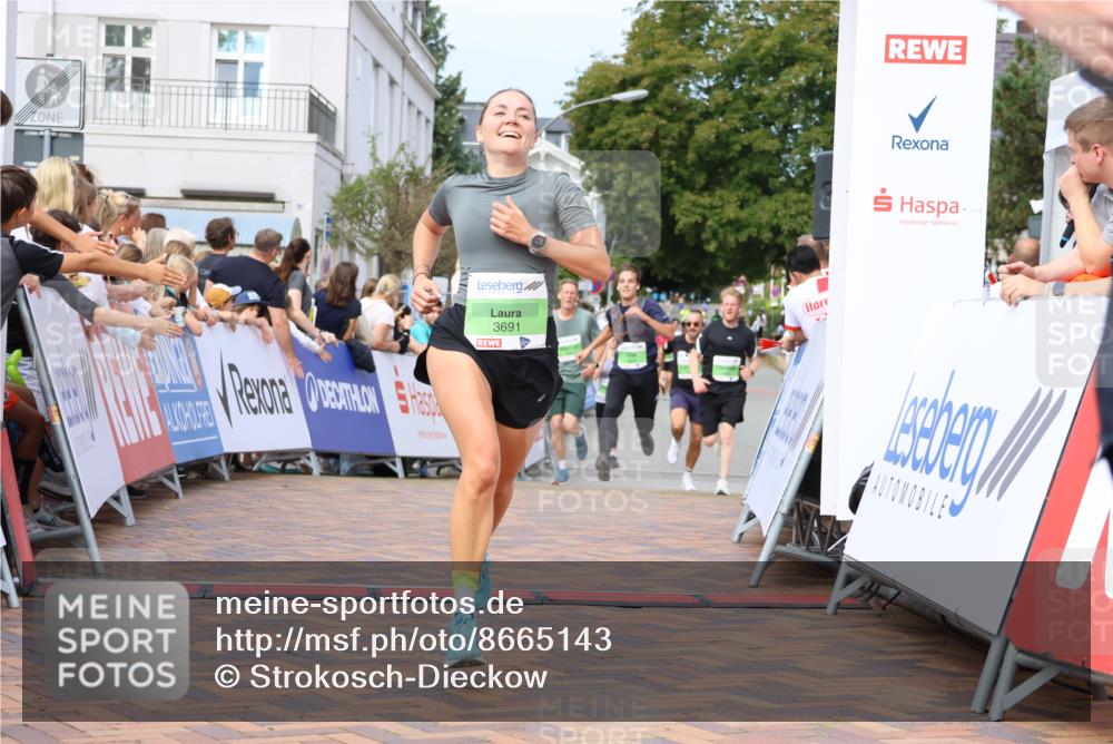31.08.2025 - 21. Blankeneser Heldenlauf Strokosch-Dieckow http://msf.ph/oto/8665143 31.08.2025 11:00:07 Ziel 3162, 3247, 3691, 3660, 3655, 3664 meine-sportfotos.de