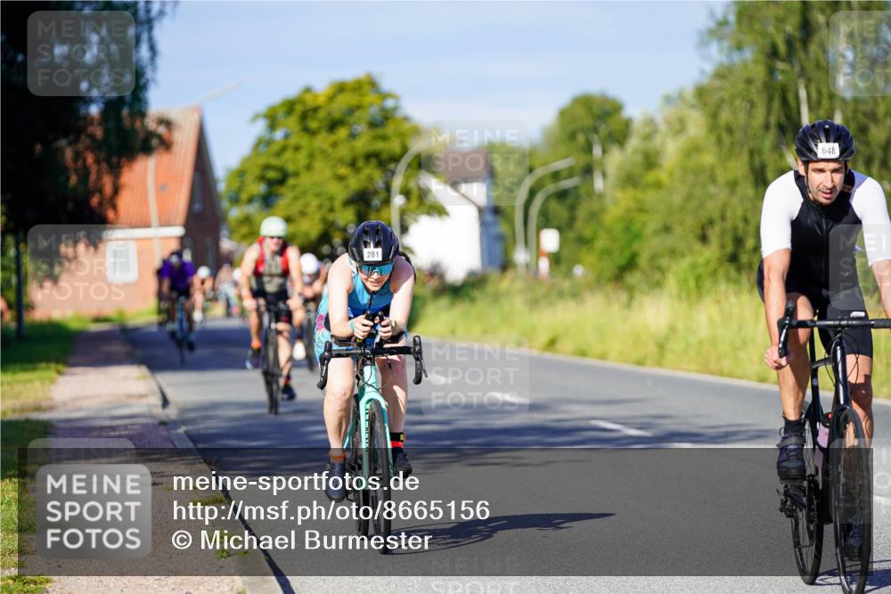 31.08.2025 - Elbe Triathlon Hamburg Michael Burmester http://msf.ph/oto/8665156 31.08.2025 09:28:24 Radfahren 281, 490, 562, 590, 648, 672 meine-sportfotos.de