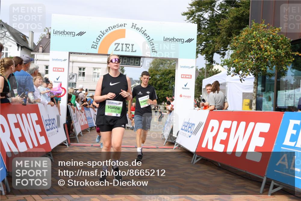 31.08.2025 - 21. Blankeneser Heldenlauf Strokosch-Dieckow http://msf.ph/oto/8665212 31.08.2025 11:18:28 Ziel 3390, 3071, 3265, 3718, 3537 meine-sportfotos.de