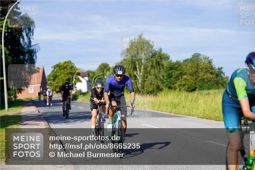 31.08.2025 - Elbe Triathlon Hamburg Michael Burmester http://msf.ph/oto/8665235 31.08.2025 09:28:45 Radfahren 274, 282, 298, 361, 466, 519 meine-sportfotos.de