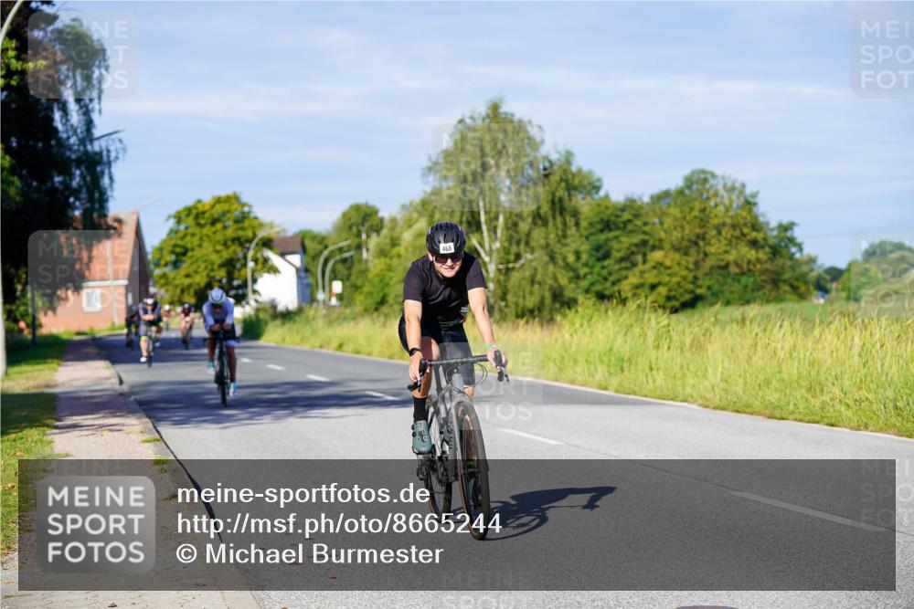 31.08.2025 - Elbe Triathlon Hamburg Michael Burmester http://msf.ph/oto/8665244 31.08.2025 09:28:47 Radfahren 249, 274, 282, 298, 361, 466, 519, 715, 723 meine-sportfotos.de