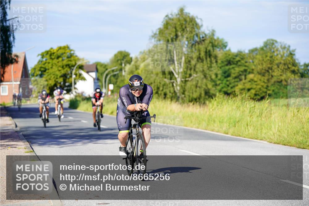 31.08.2025 - Elbe Triathlon Hamburg Michael Burmester http://msf.ph/oto/8665256 31.08.2025 09:28:51 Radfahren 249, 274, 361, 715, 723 meine-sportfotos.de